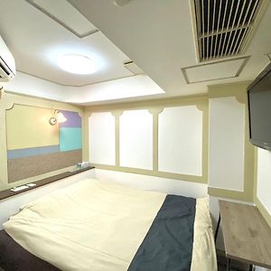 Camera con letto king size